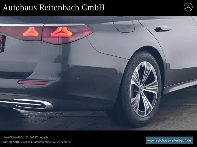 Mercedes-Benz E 220