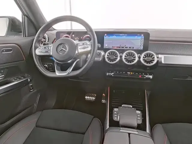 Mercedes-Benz EQB 300