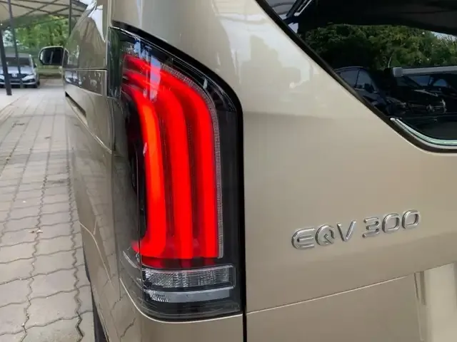 Mercedes-Benz EQV 300