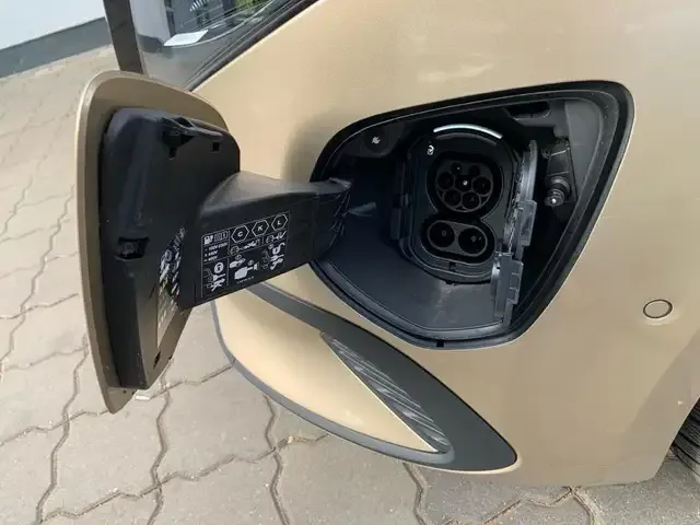 Mercedes-Benz EQV 300