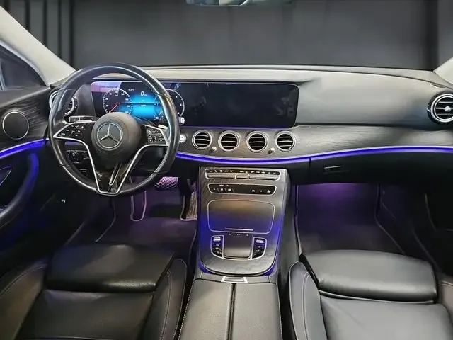 Mercedes-Benz E 200