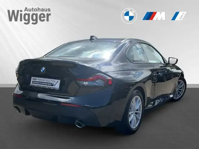 BMW 220