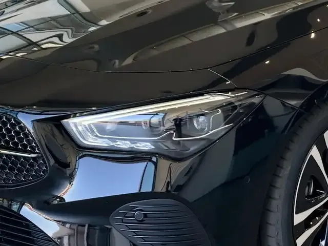 Mercedes-Benz CLA 180