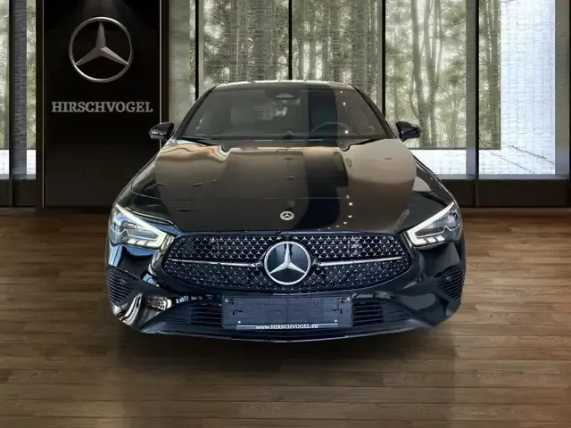 Mercedes-Benz CLA 180