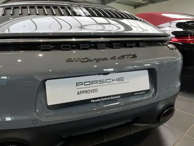 Porsche 992