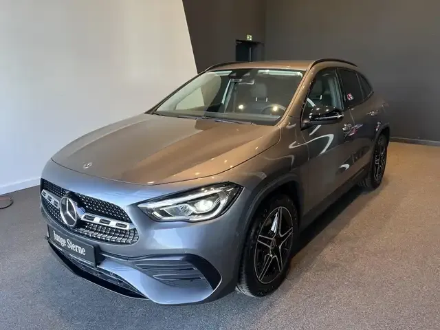 Mercedes-Benz GLA 250