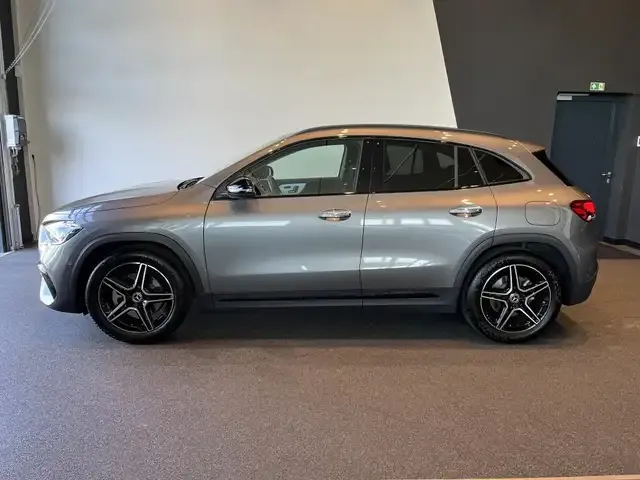 Mercedes-Benz GLA 250
