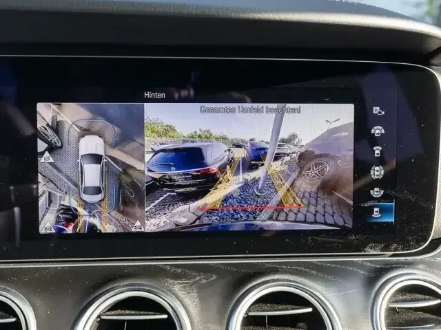Mercedes-Benz E 300