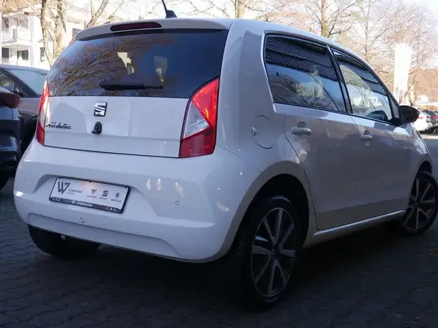 SEAT Mii