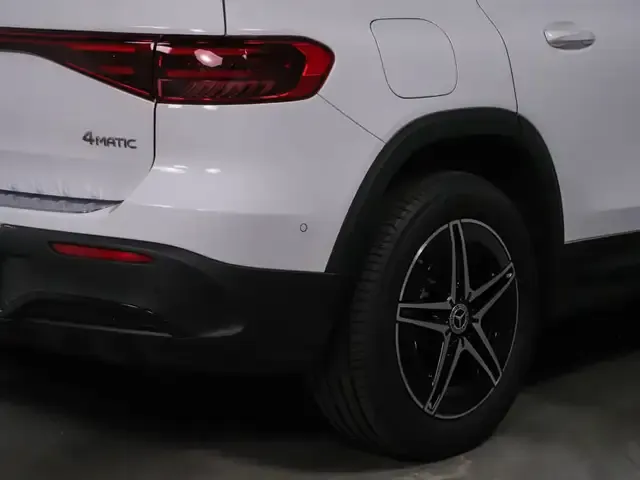Mercedes-Benz EQB 300