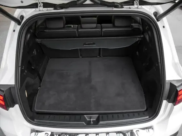 Mercedes-Benz EQB 300