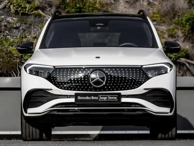 Mercedes-Benz EQB 300