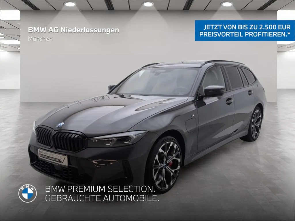 BMW 330