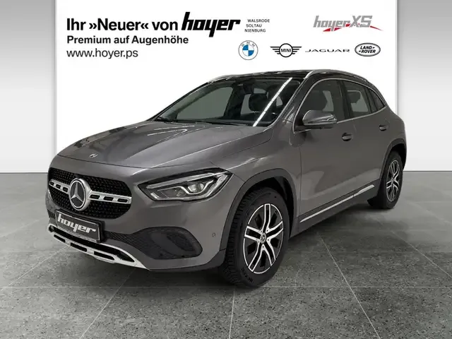 Mercedes-Benz GLA 200