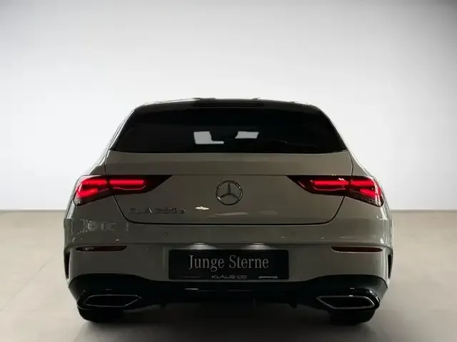 Mercedes-Benz CLA 250