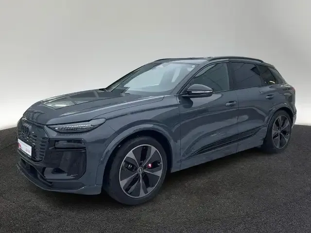 Audi SQ6 e-tron