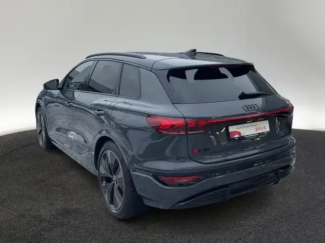 Audi SQ6 e-tron