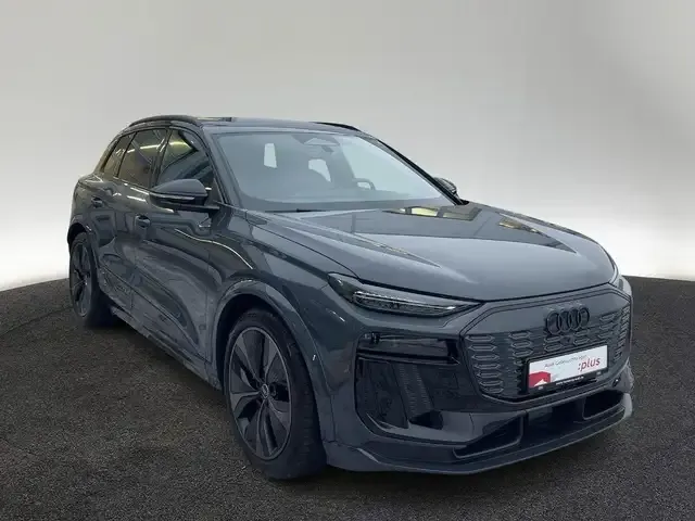 Audi SQ6 e-tron