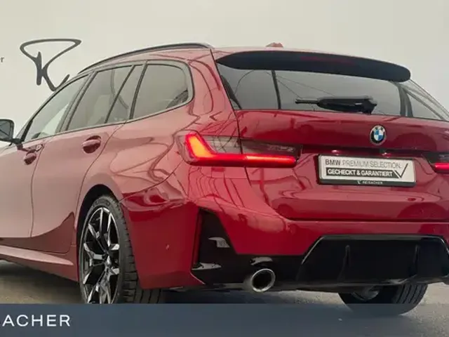 BMW 330