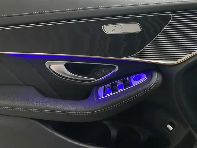 Mercedes-Benz EQC 400