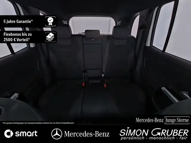 Mercedes-Benz EQB 300