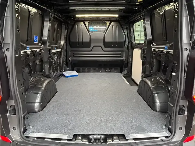 Volkswagen T7 Caravelle