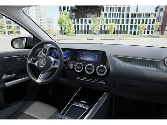 Mercedes-Benz EQA 300