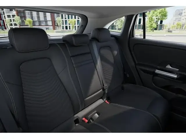 Mercedes-Benz EQA 300