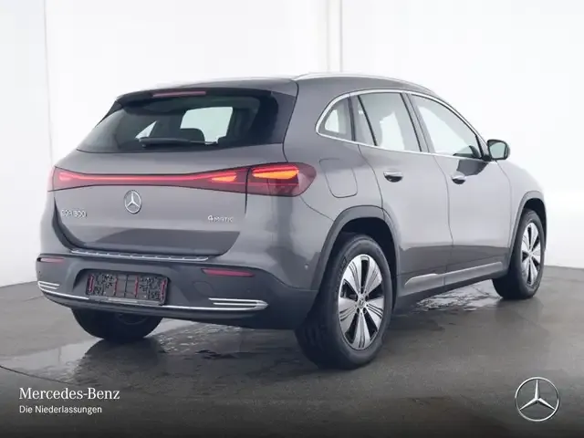 Mercedes-Benz EQA 300