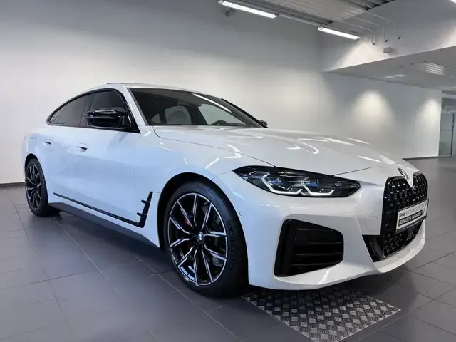 BMW 440