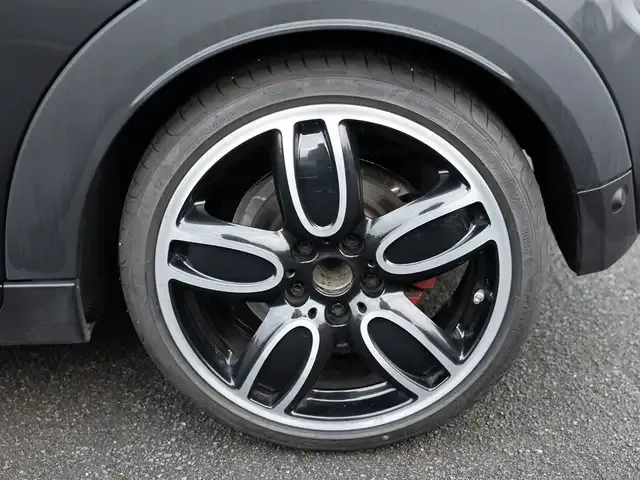 MINI John Cooper Works Cabrio