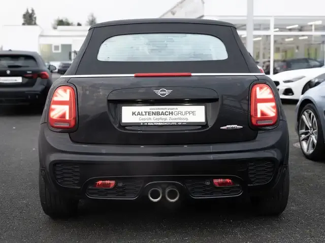 MINI John Cooper Works Cabrio