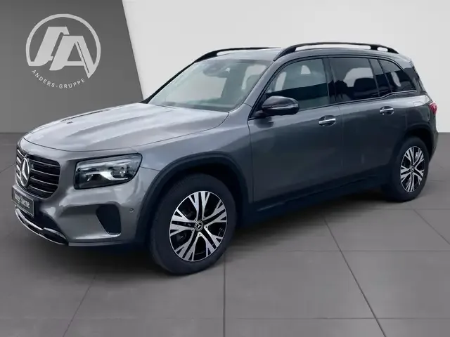 Mercedes-Benz GLB 200