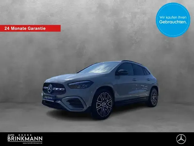 Mercedes-Benz GLA 200