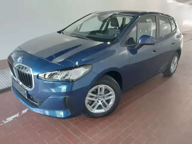 BMW 218