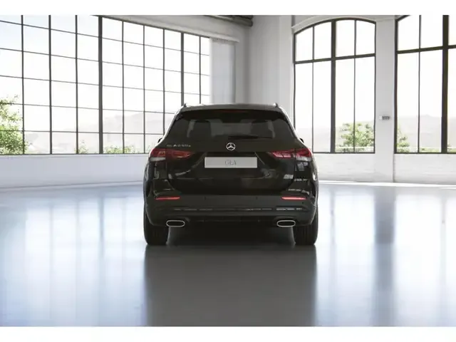 Mercedes-Benz GLA 250