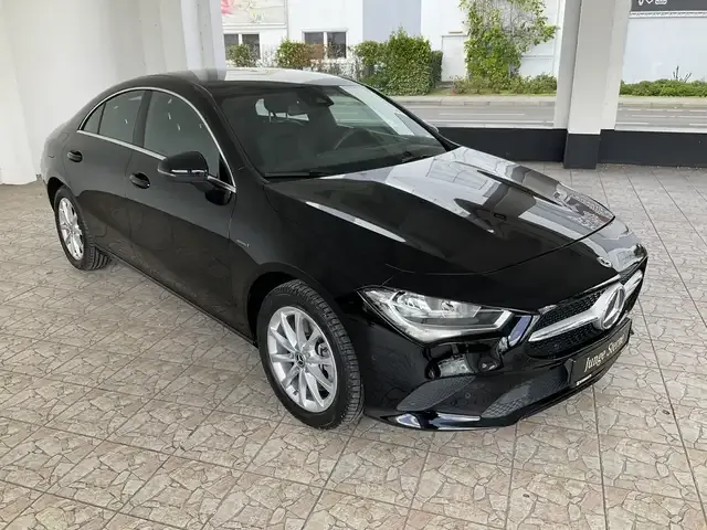 Mercedes-Benz CLA 250