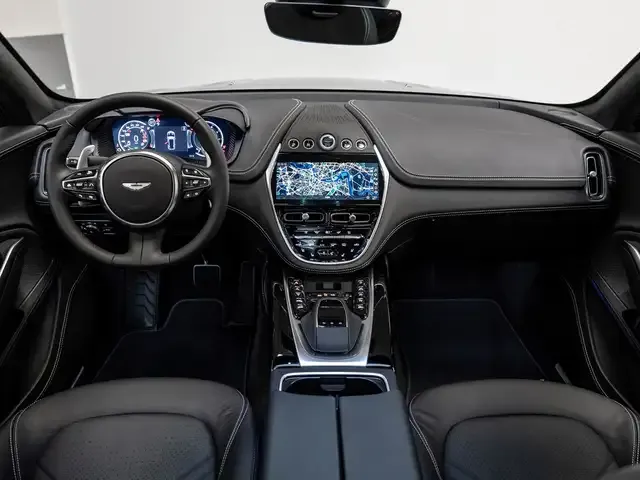 Aston Martin DBX