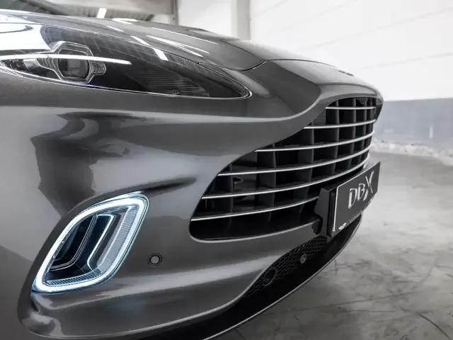 Aston Martin DBX