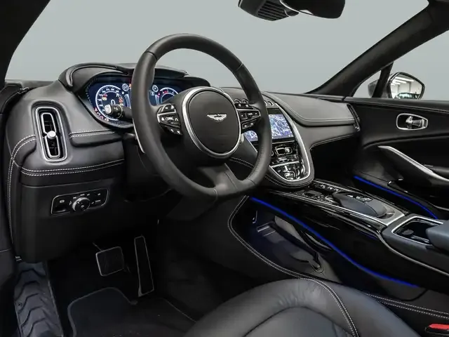 Aston Martin DBX