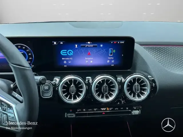 Mercedes-Benz EQA 300