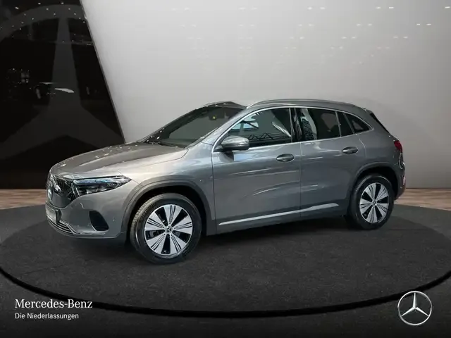 Mercedes-Benz EQA 300