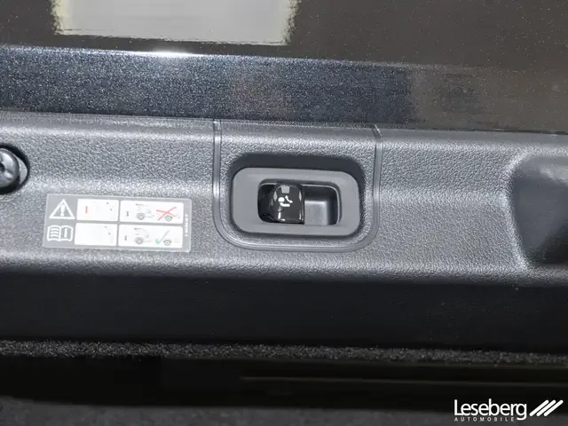 Mercedes-Benz EQE 350