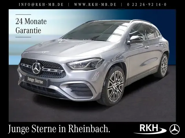 Mercedes-Benz GLA 200