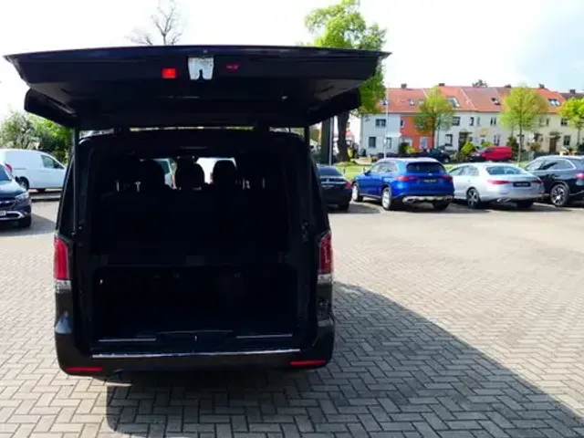Mercedes-Benz V 300