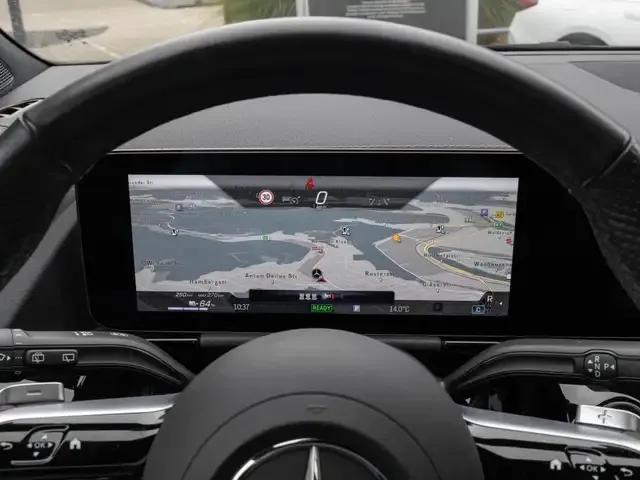 Mercedes-Benz EQA 300