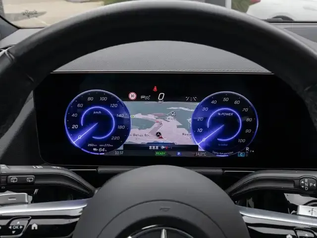 Mercedes-Benz EQA 300