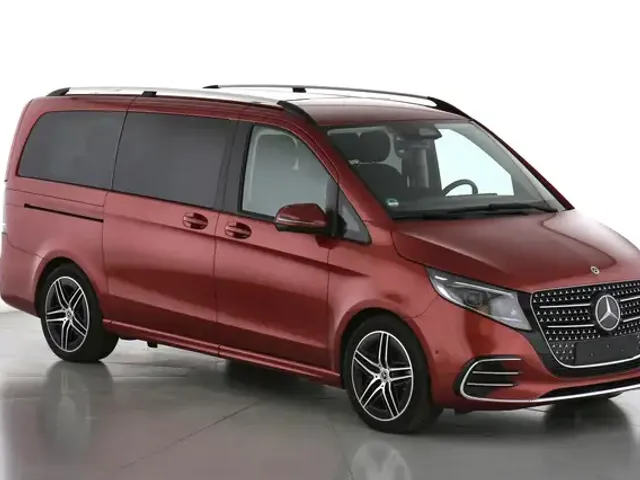 Mercedes-Benz V 250