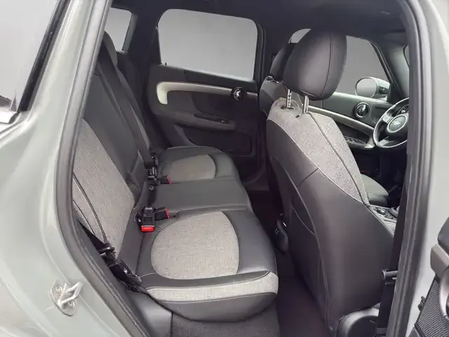 MINI Cooper SE Countryman