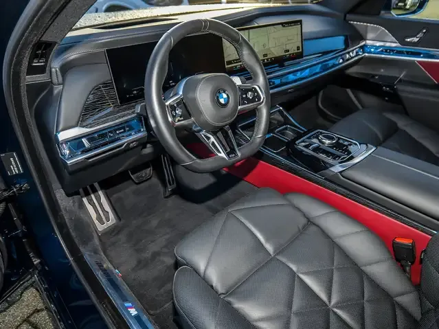 BMW 740